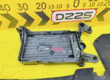Крепление аккумулятора VOLKSWAGEN PASSAT 2015 5Q0915411E 3G5 CZEA, переднее