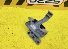 Подушка двигателя VOLKSWAGEN PASSAT 2015 5Q0199262BE 3G5 CZEA, передняя правая