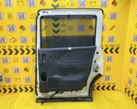Дверь боковая Nissan