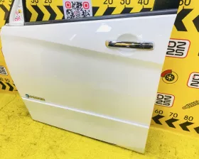 Дверь боковая Nissan