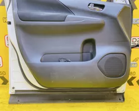 Дверь боковая Nissan