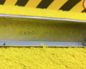 Накладка на дверь багажника Nissan