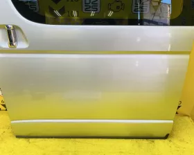 Дверь боковая Toyota