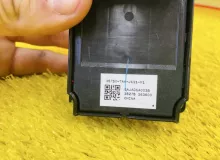Блок управления стеклоподъемниками HONDA STEP WAGON SPADA ЦВЕТ NH704M|2018 35750TAAJ011M1 RP5 LFA, передний правый