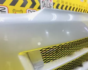 Бампер Toyota