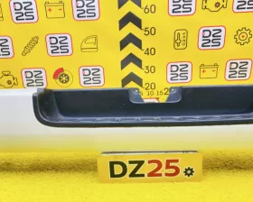 Бампер Toyota