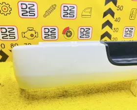 Бампер Toyota