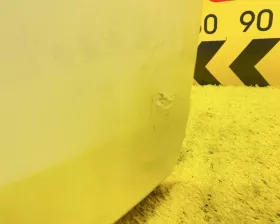 Бампер Toyota