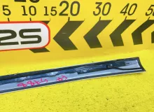 Молдинг лобового стекла HONDA FIT 2020/Цвет NH883P 73152TZA GR1 L13B, передний правый