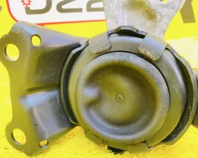 Подушка двигателя Honda