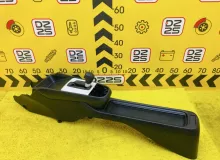 Бардачок между сиденьями HONDA FIT 2020/Цвет NH883P 83400TZA00 GR1 L13B, передний