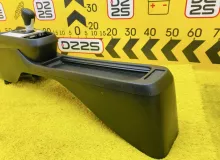 Бардачок между сиденьями HONDA FIT 2020/Цвет NH883P 83400TZA00 GR1 L13B, передний