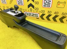 Бардачок между сиденьями HONDA FIT 2020/Цвет NH883P 83400TZA00 GR1 L13B, передний