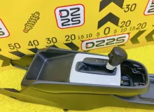Бардачок между сиденьями HONDA FIT 2020/Цвет NH883P 83400TZA00 GR1 L13B, передний