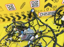 Коса под торпеду HONDA FIT 2020/Цвет NH883P 32146TZAJ002 GR1 L13B, передняя