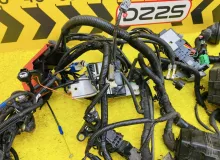 Коса под капот HONDA FIT 2020/Цвет NH883P 32200TZA9810 GR1 L13B, передняя