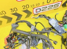Коса под капот HONDA FIT 2020/Цвет NH883P 32200TZA9810 GR1 L13B, передняя