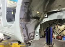 Порог кузова HONDA FIT 2020/Цвет NH883P GR1 L13B, передний левый
