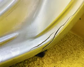 Порог кузова Toyota