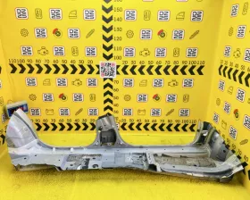 Порог кузова Toyota