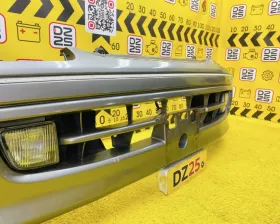 Бампер Toyota