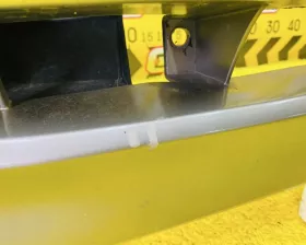 Бампер Toyota