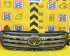 Решетка радиатора Toyota