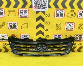 Решетка радиатора Toyota