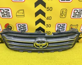 Решетка радиатора Toyota