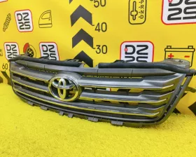Решетка радиатора Toyota