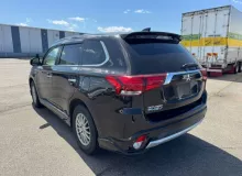 Губа MITSUBISHI OUTLANDER 2015 MZ5766362 GG2W 4B11