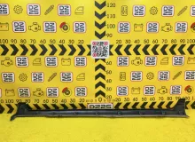 Накладка на порог HONDA FIT 2015 71800T5B00 GP5 LEB, передняя правая
