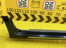 Накладка на порог TOYOTA ESQUIRE 2014 7585028050 ZWR80G 2ZRFXE, передняя правая