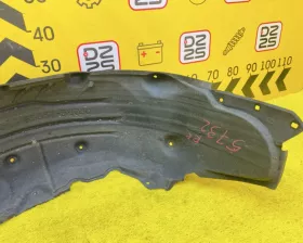 Подкрылок Toyota