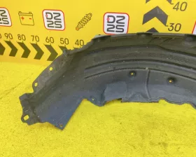 Подкрылок Toyota