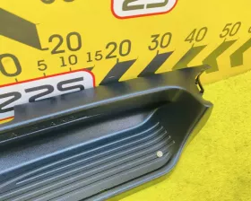 Накладка на порог Toyota