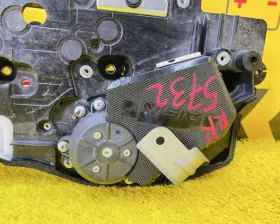 Доводчик двери Toyota