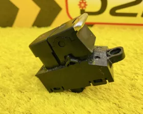 Кнопка ручника Mazda