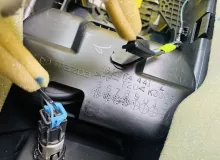 Бардачок между сиденьями MAZDA CX-7 2006 E22164420C02 ER3P L3VDT, передний