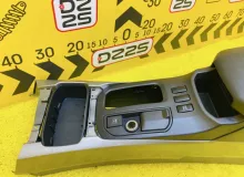 Бардачок между сиденьями TOYOTA HILUX SURF 2004 5891035010 VZN215W 5VZFE, передний