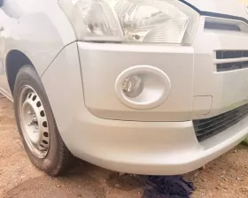 Бампер Toyota