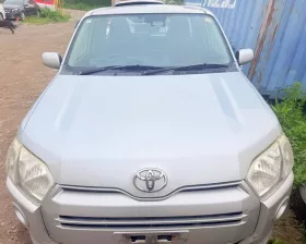 Капот Toyota