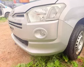 Фара Toyota