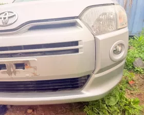 Фара Toyota