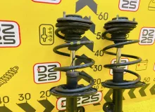 СТОЙКА ПАРА ЛЕВАЯ И ПРАВАЯ TOYOTA RAV4 2006 4851080284 ACA31W 2AZFE, передняя