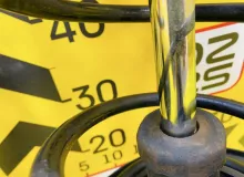 СТОЙКА ПАРА ЛЕВАЯ И ПРАВАЯ TOYOTA RAV4 2006 4851080284 ACA31W 2AZFE, передняя