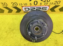 Ступица HUMMER H3 2006 15874836 L52, передняя правая