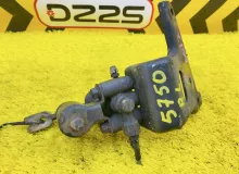 Тройник тормозной TOYOTA HIACE 1997 4790026430 KZH106W 1KZTE, задний