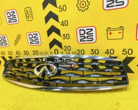 Решетка радиатора Nissan