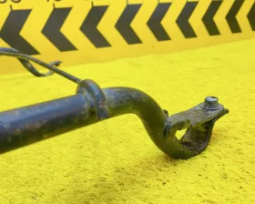 Крепление запасного колеса Toyota